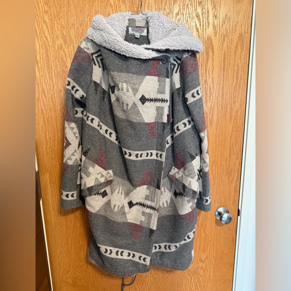Ecote Urban Outfitters Blanket Coat – Sherpa Collar & Aztec Print